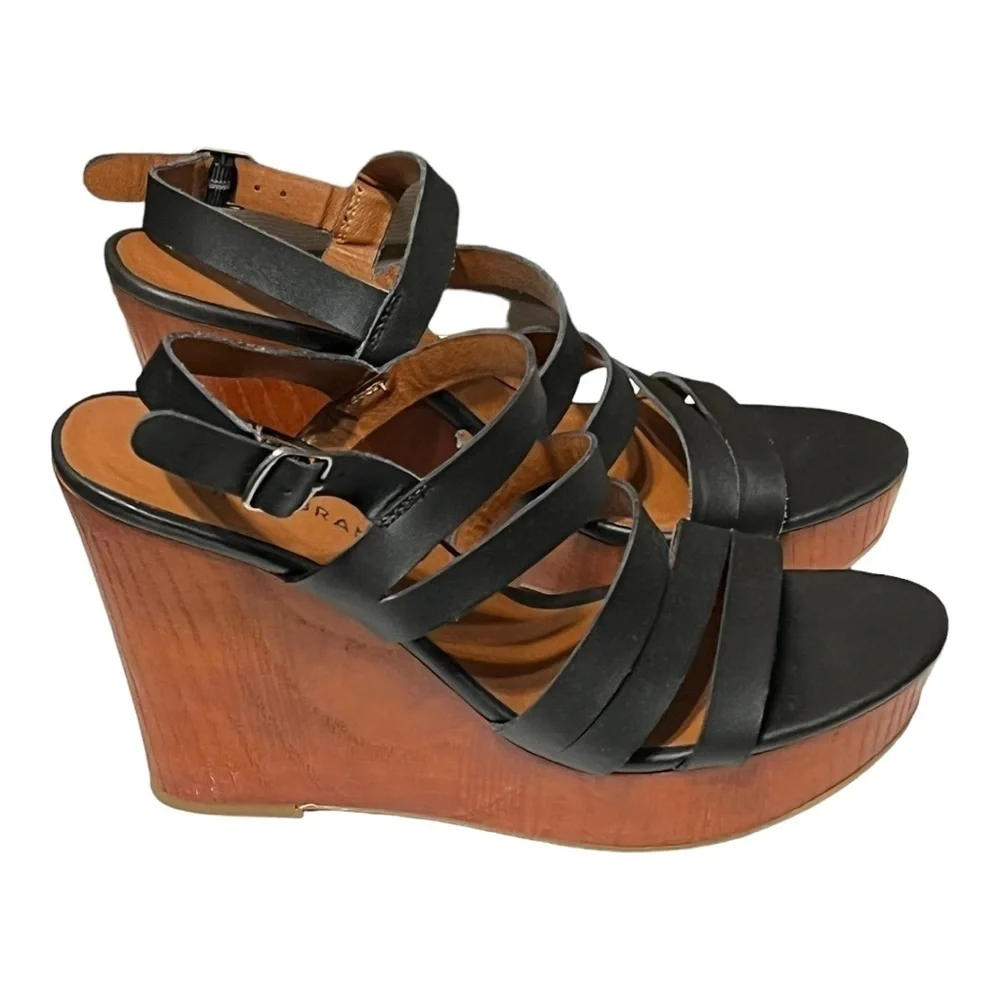 Lucky Brand Larinaa Wedge Sandals 9M Black Leather Strappy Platform Heel
